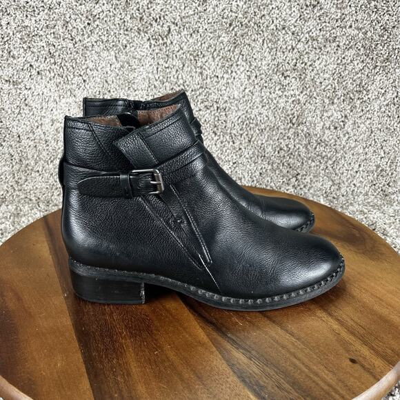 Gentle Souls by Kenneth Cole Size 7.5 Best V-Gore Bootie Leather Buckle Strappy - Picture 1 of 9